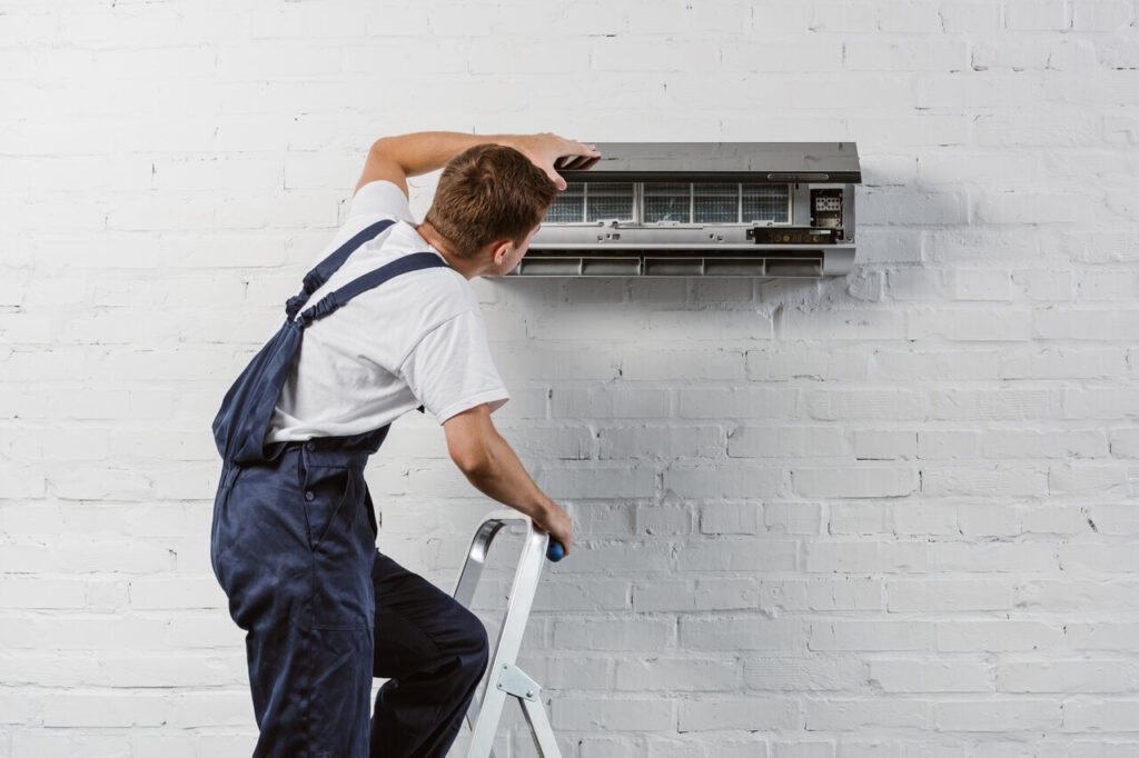 AC